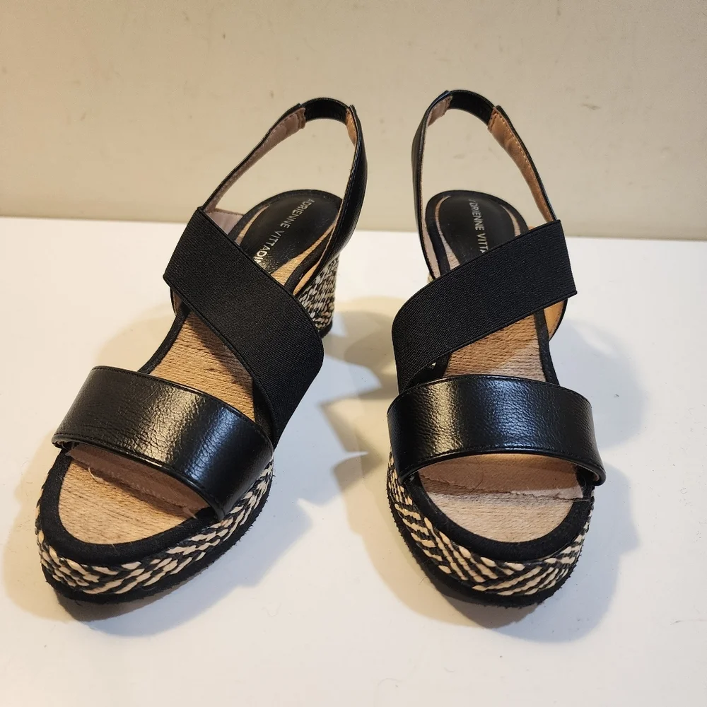 Adrienne Vittadini stylish black